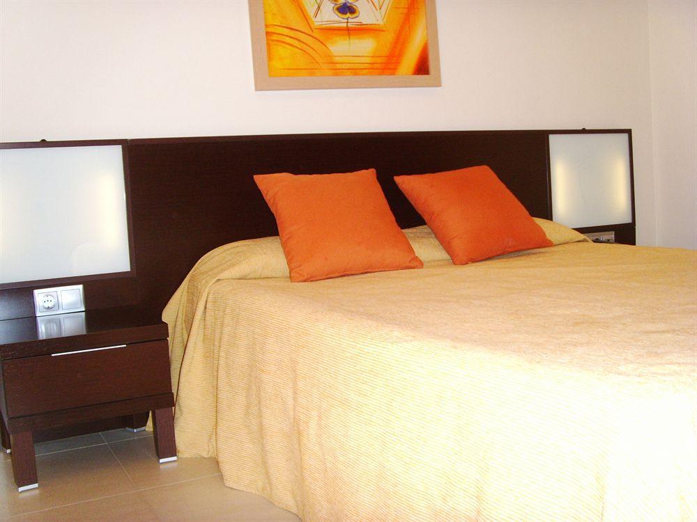 Apartahotel Marina Rey 베라 외부 사진